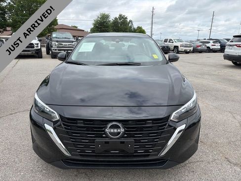 Certified 2025 Nissan Sentra SV w/ Trunk Package FWD image 2