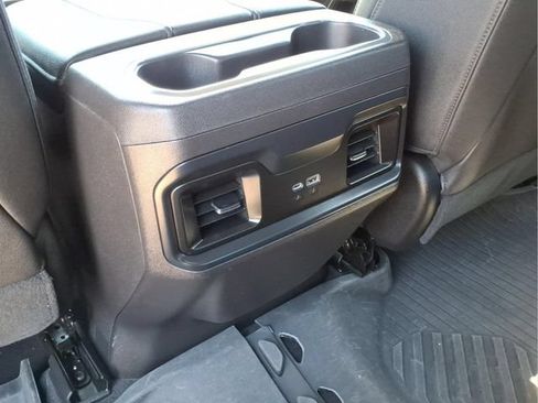 Used 2024 Chevrolet Silverado 1500 LT Trail Boss w/ LT Trail Boss Premium Package AWD/4WD image 11