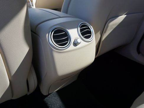 Used 2019 Mercedes-Benz GLC 300 image 43