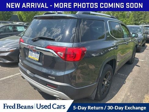 Used 2019 GMC Acadia SLT AWD/4WD image 11