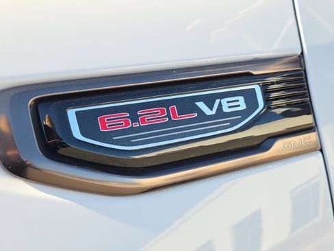 Used 2022 GMC Sierra 1500 AT4X image 30