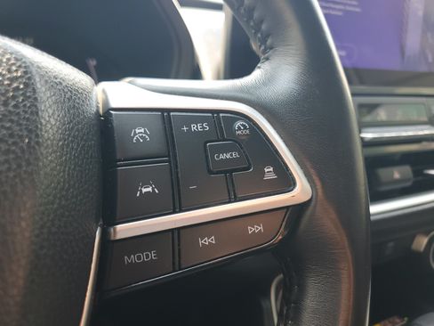 Certified 2024 Toyota Grand Highlander AWD image 24