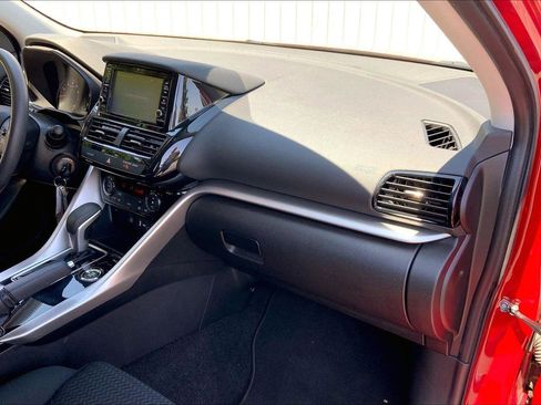 Used 2022 Mitsubishi Eclipse Cross ES AWD/4WD image 14