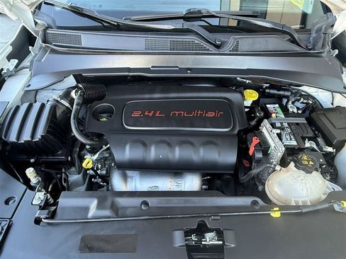Used 2022 Jeep Compass Trailhawk w/ Trailhawk Convenience Group AWD/4WD image 46