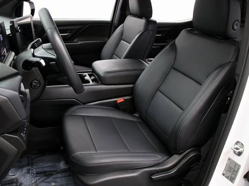 Used 2024 Chevrolet Silverado EV W/T image 12