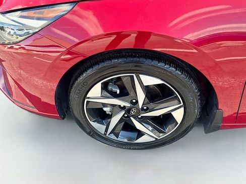 Certified 2023 Hyundai Elantra SEL w/ Convenience Package image 29