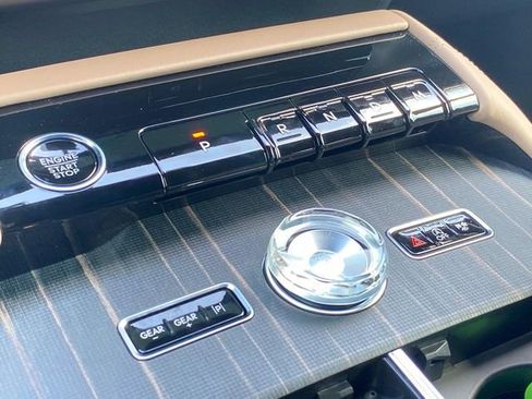 New 2026 Lincoln Navigator L Black Label AWD/4WD image 26