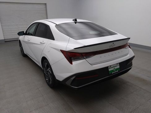 Used 2025 Hyundai Elantra Sport image 5