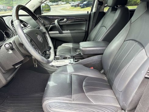 Used 2017 Buick Enclave Leather FWD image 15