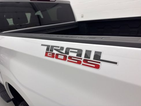 Used 2023 Chevrolet Silverado 1500 LT Trail Boss w/ Protection Package image 15