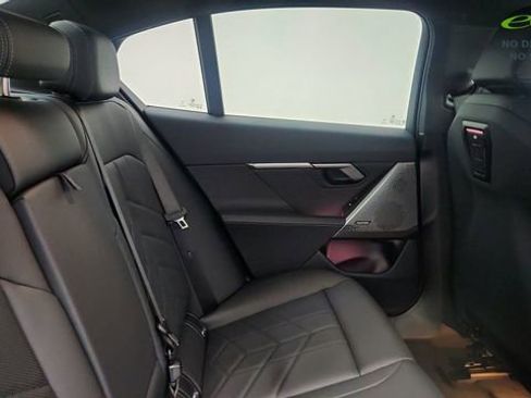 Used 2025 BMW 540i xDrive w/ M Sport Package AWD/4WD image 26