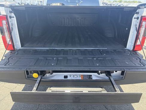 Used 2025 Ford F350 Platinum w/ Tremor Off-Road Package AWD/4WD image 24