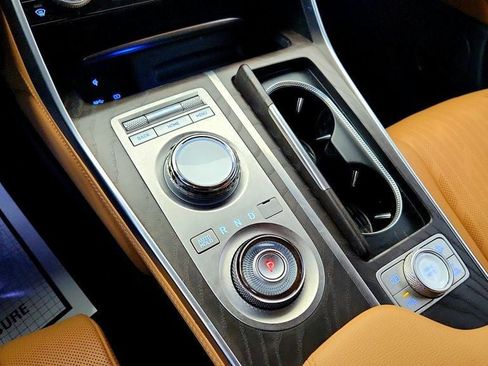 Used 2024 Genesis GV80 3.5T w/ Advanced Package image 16