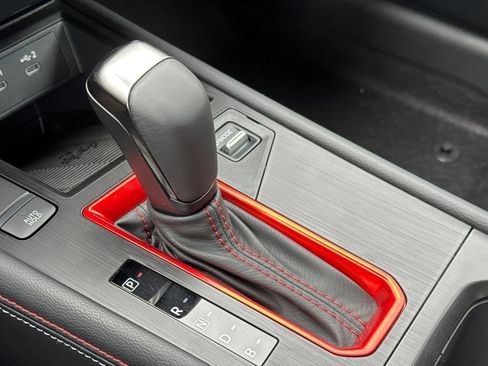 New 2026 Nissan Kicks SR w/ Cold Weather Package image 18