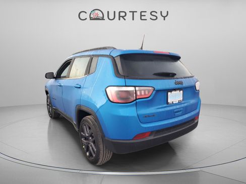 New 2026 Jeep Compass Latitude AWD/4WD image 3