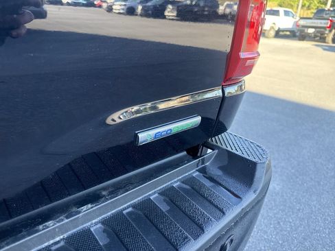 Used 2022 Ford F150 XLT w/ Equipment Group 302A High AWD/4WD image 7