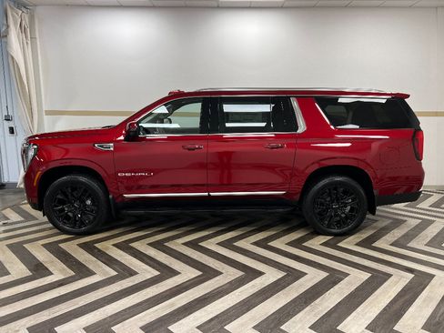 New 2026 GMC Yukon XL Denali w/ Advanced Technology Package AWD/4WD image 3