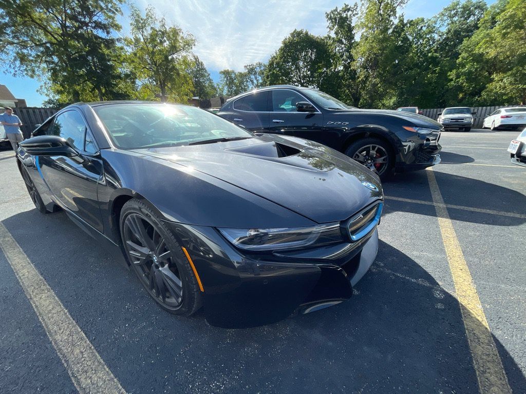 Used 2015 BMW i8 AWD/4WD image 2