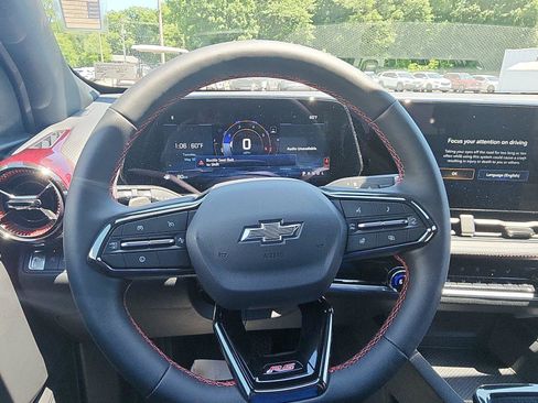 New 2026 Chevrolet Equinox RS w/ Safety and Technology Package FWD image 15