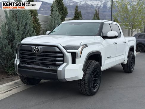 Used 2023 Toyota Tundra Limited w/ Power Package AWD/4WD image 3