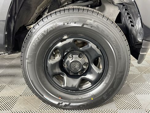 Used 2021 Toyota Tacoma SR5 RWD image 41