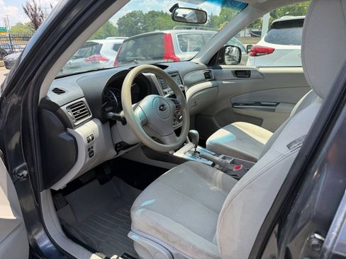 Used 2012 Subaru Forester 2.5X w/ Alloy Wheel Pkg AWD/4WD image 7