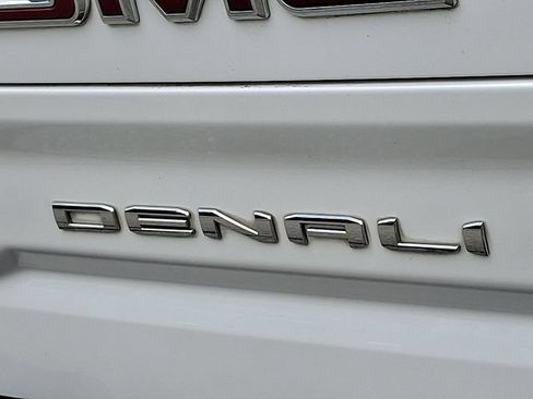 Used 2021 GMC Sierra 1500 Denali AWD/4WD image 32