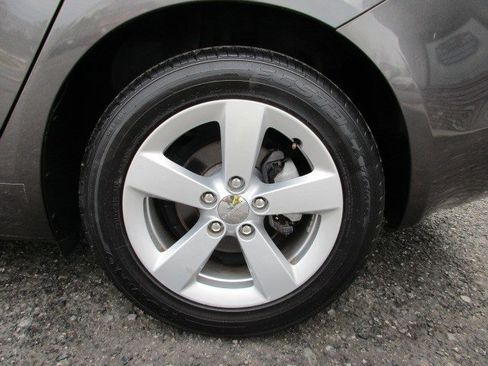 Used 2015 Dodge Dart SXT FWD image 12