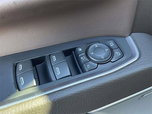 Used 2024 GMC Sierra 2500 Denali w/ Denali Reserve Package image 17