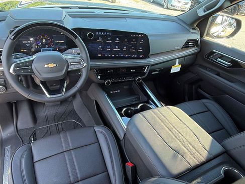 New 2026 Chevrolet Suburban High Country AWD/4WD image 22