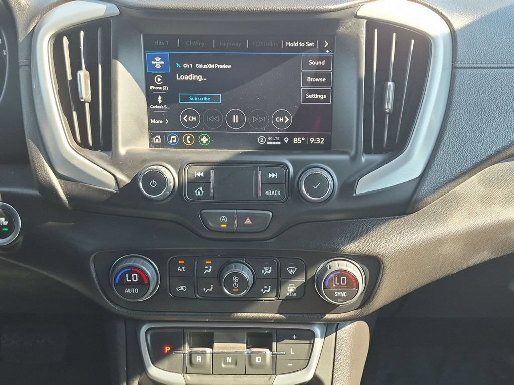 Used 2024 GMC Terrain SLT AWD/4WD image 23