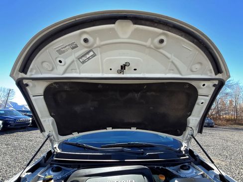 Used 2015 Chrysler 200 Limited w/ Convenience Group image 3