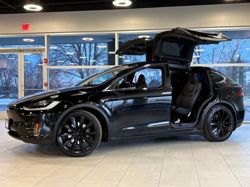 Used 2017 Tesla Model X 75D image 43