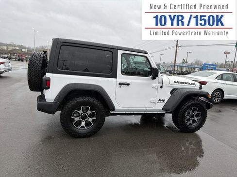Used 2023 Jeep Wrangler Sport image 5