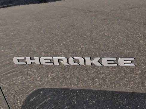 New 2026 Jeep Cherokee Limited AWD/4WD image 21