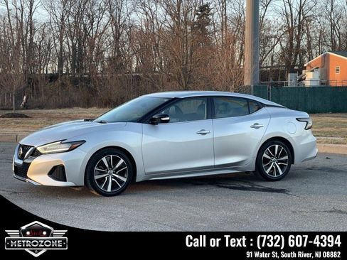 Used 2020 Nissan Maxima 3.5 SV w/ Floor Mat Group image 5