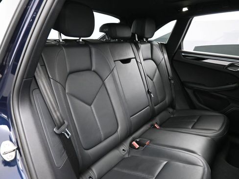 Certified 2023 Porsche Macan Turbo AWD/4WD image 26