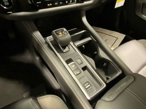 New 2026 Nissan Pathfinder SL image 16