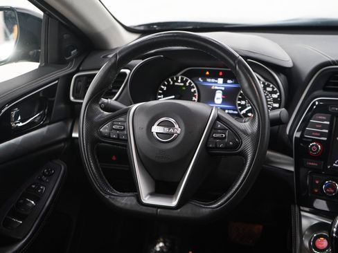 Used 2023 Nissan Maxima SL FWD image 14