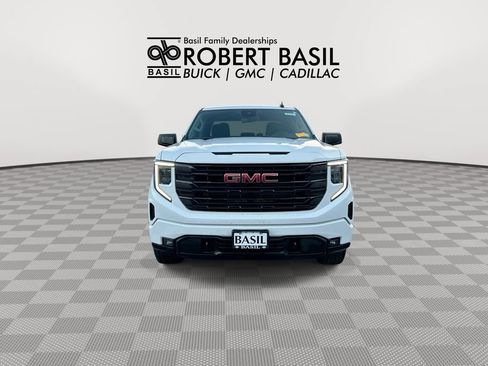 Used 2025 GMC Sierra 1500 Elevation AWD/4WD image 3