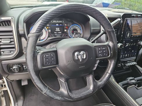 Used 2019 RAM 2500 Limited AWD/4WD image 15