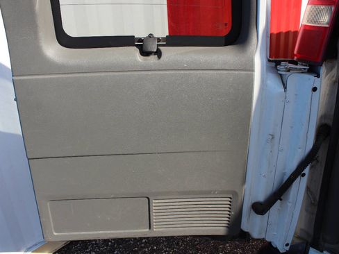 Used 2013 Chevrolet Express 3500 LT w/ LT Preferred Equipment Group image 8