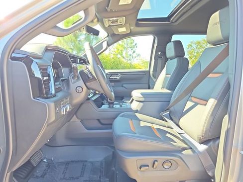 New 2026 GMC Sierra 1500 AT4 w/ Technology Package image 16