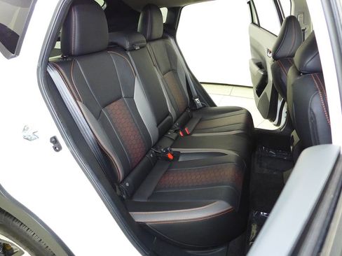 Certified 2025 Subaru Crosstrek 2.5i Limited w/ Crosstrek Mirror Package image 20