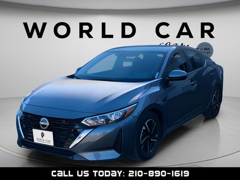 Used 2025 Nissan Sentra SV image 3