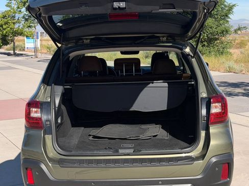 Used 2018 Subaru Outback 2.5i Touring w/ Popular Package #3 AWD/4WD image 22