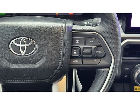 New 2026 Toyota 4Runner TRD Off-Road Premium AWD/4WD image 28