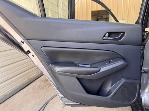 Used 2025 Nissan Altima 2.5 SV FWD image 22