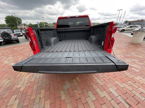 Used 2024 Chevrolet Silverado 1500 Custom w/ Turbomax Blackout Package AWD/4WD image 33