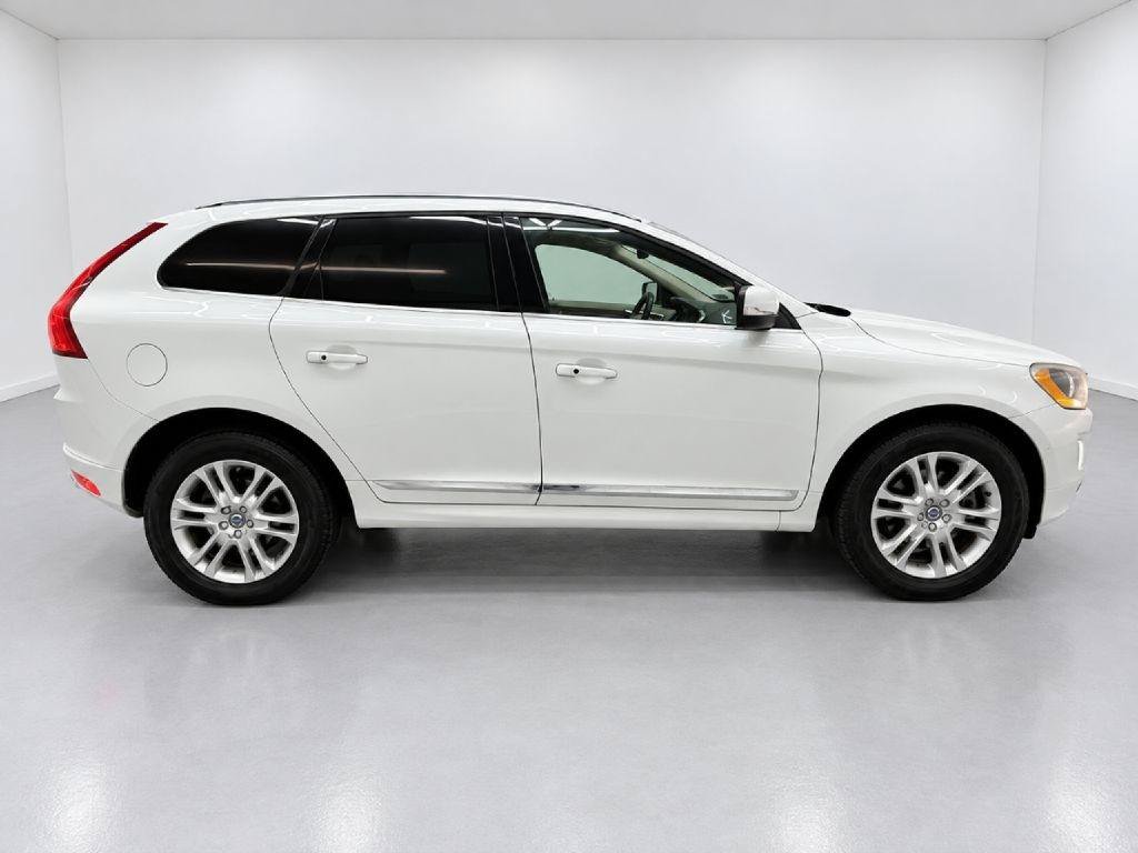 Used 2016 Volvo XC60 T5 Premier AWD/4WD image 2